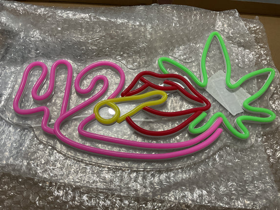 Leaf neon sign