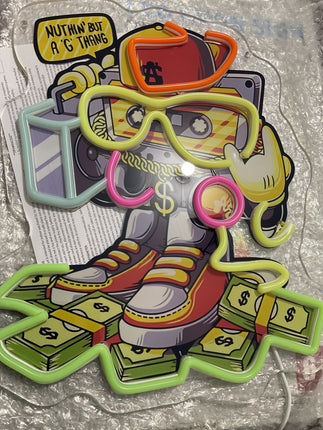 neon light nuthin buta ‘g thang